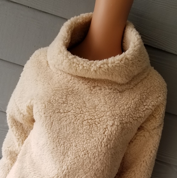 A New Day Sherpa Pullover Sweater - Picture 2 of 7